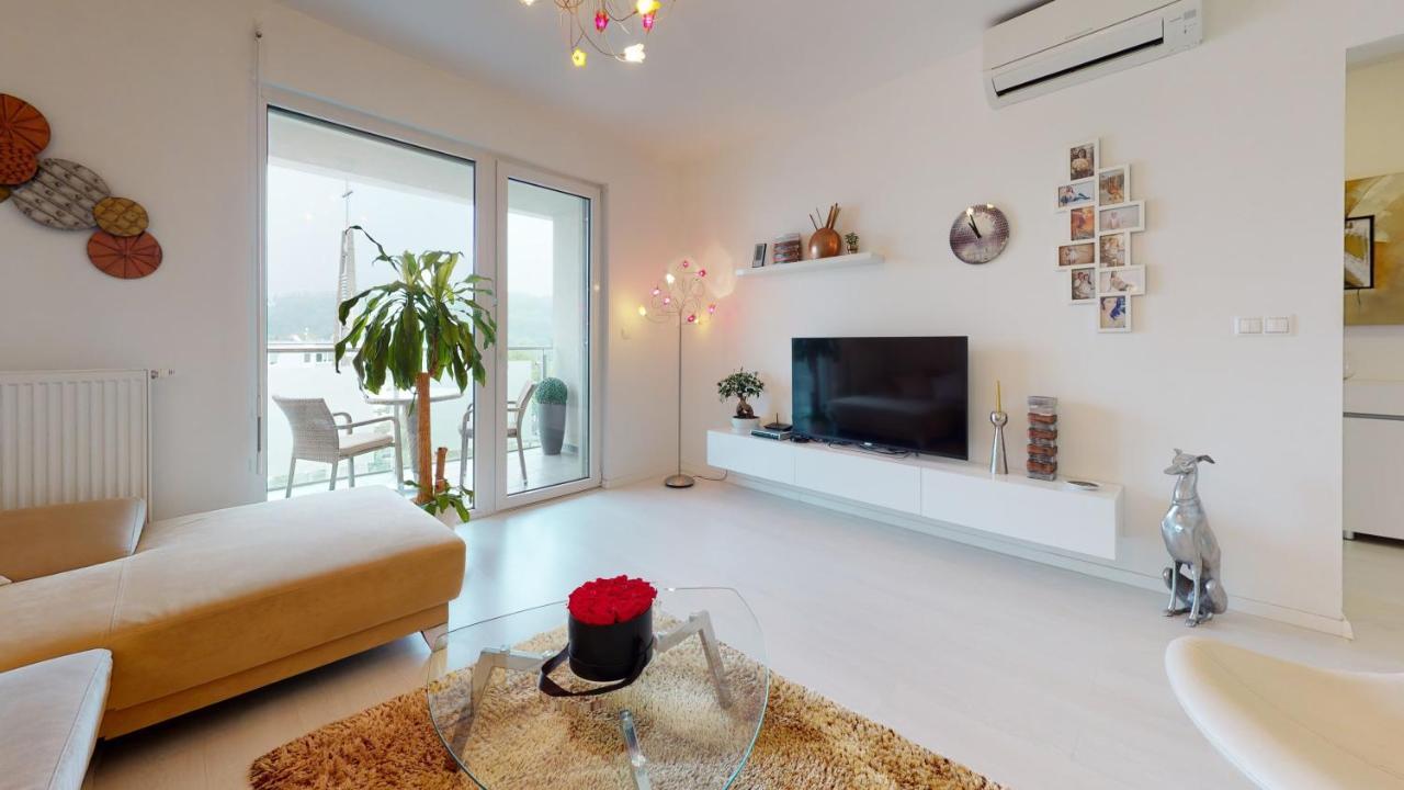 פישטני Bibi Centroom Apartment מראה חיצוני תמונה